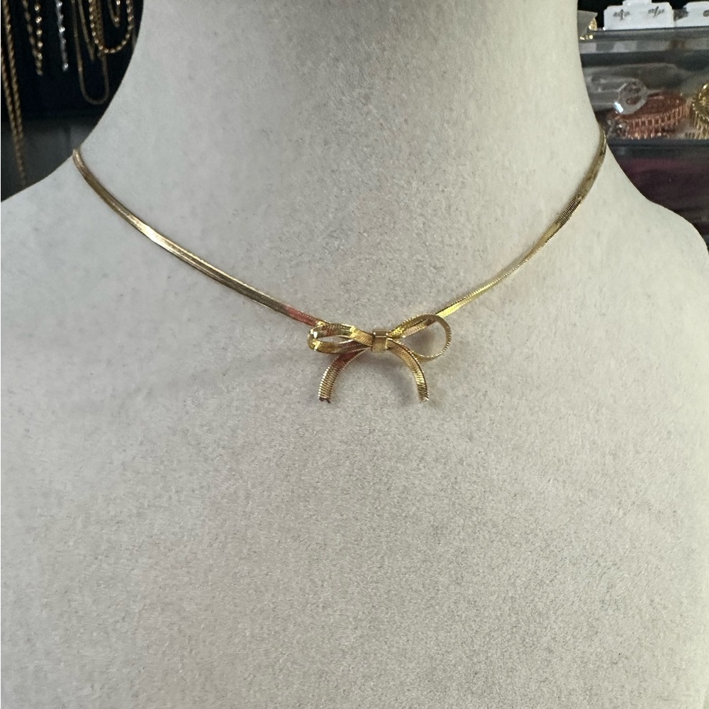 New gold stainless steel bow choker necklace